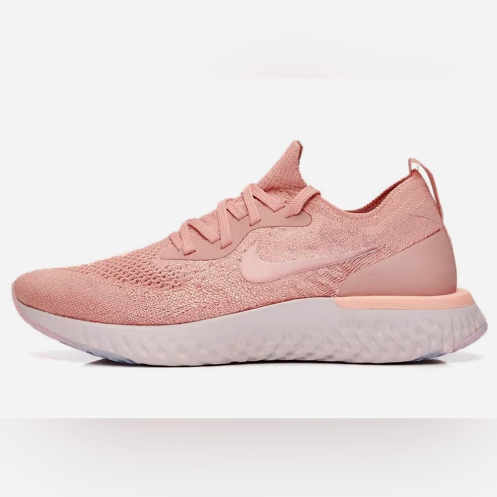 EUC like new. Nike Epic React Shoes Size 8 women’s running shoes pink
